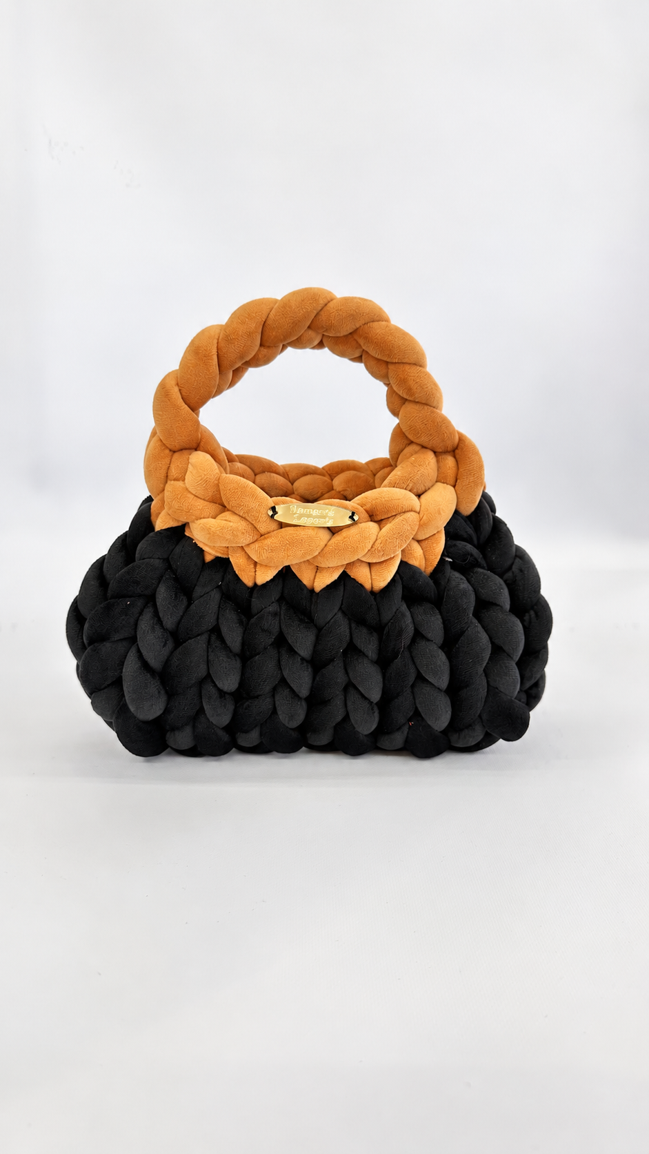 BORSETTA AMBER KNOT
