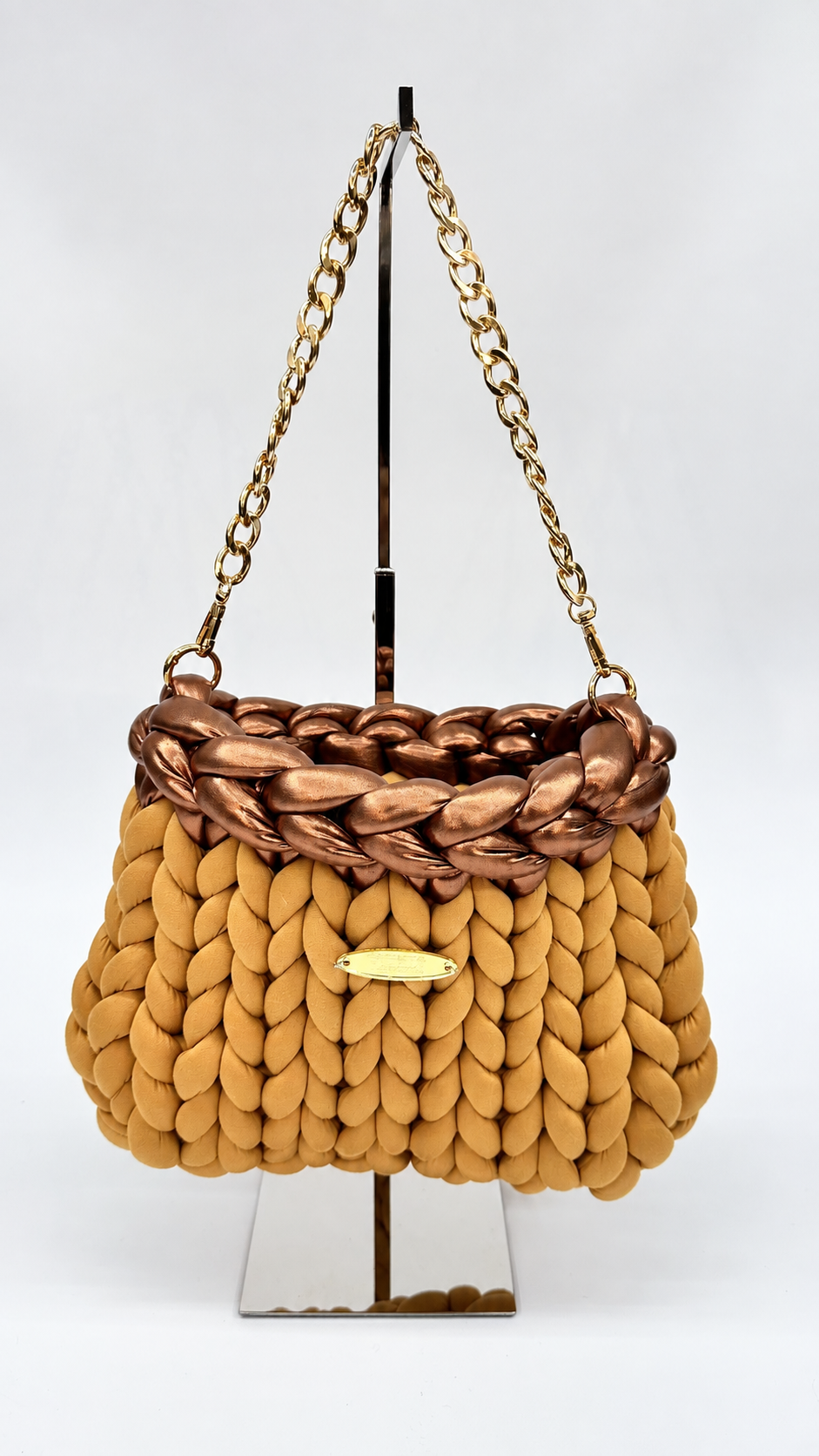BORSA CARAMEL & BRONZE INTRECCIATA CON CATENA ORO