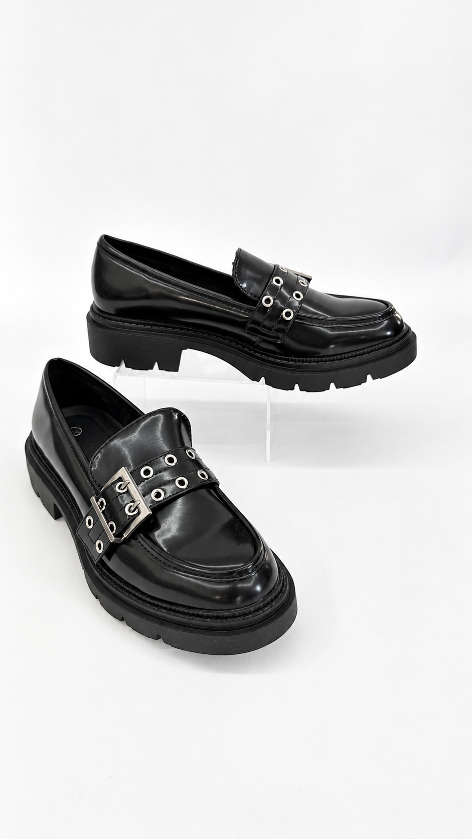 MOCASSINO LUCIDO CON FIBBIA