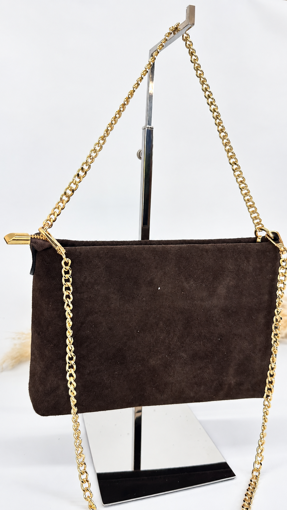 POCHETTE SCAMOSCIATA CON CATENELLA BROWN