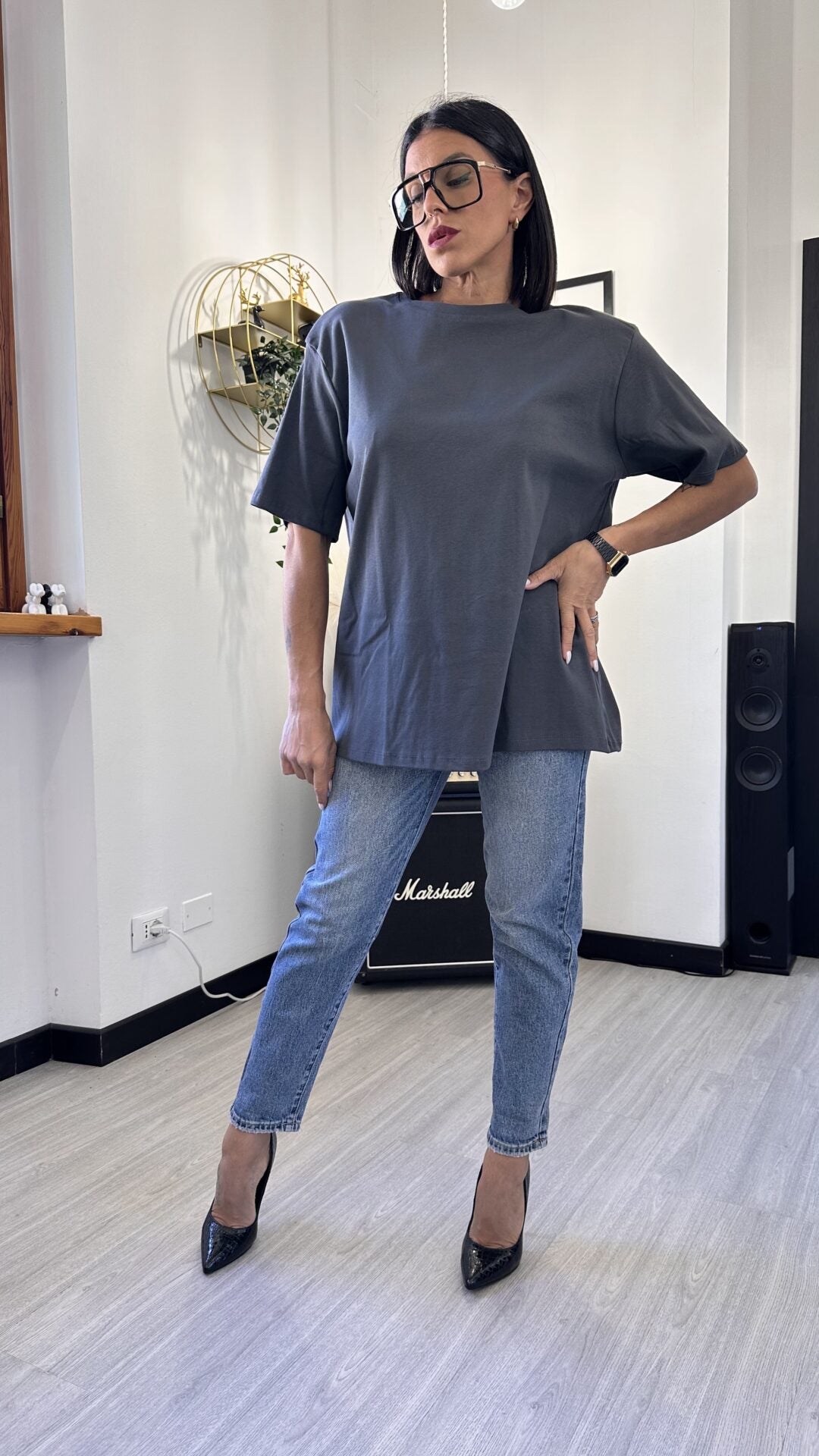 T-SHIRT GRIGIA SCURA OVERSIZE
