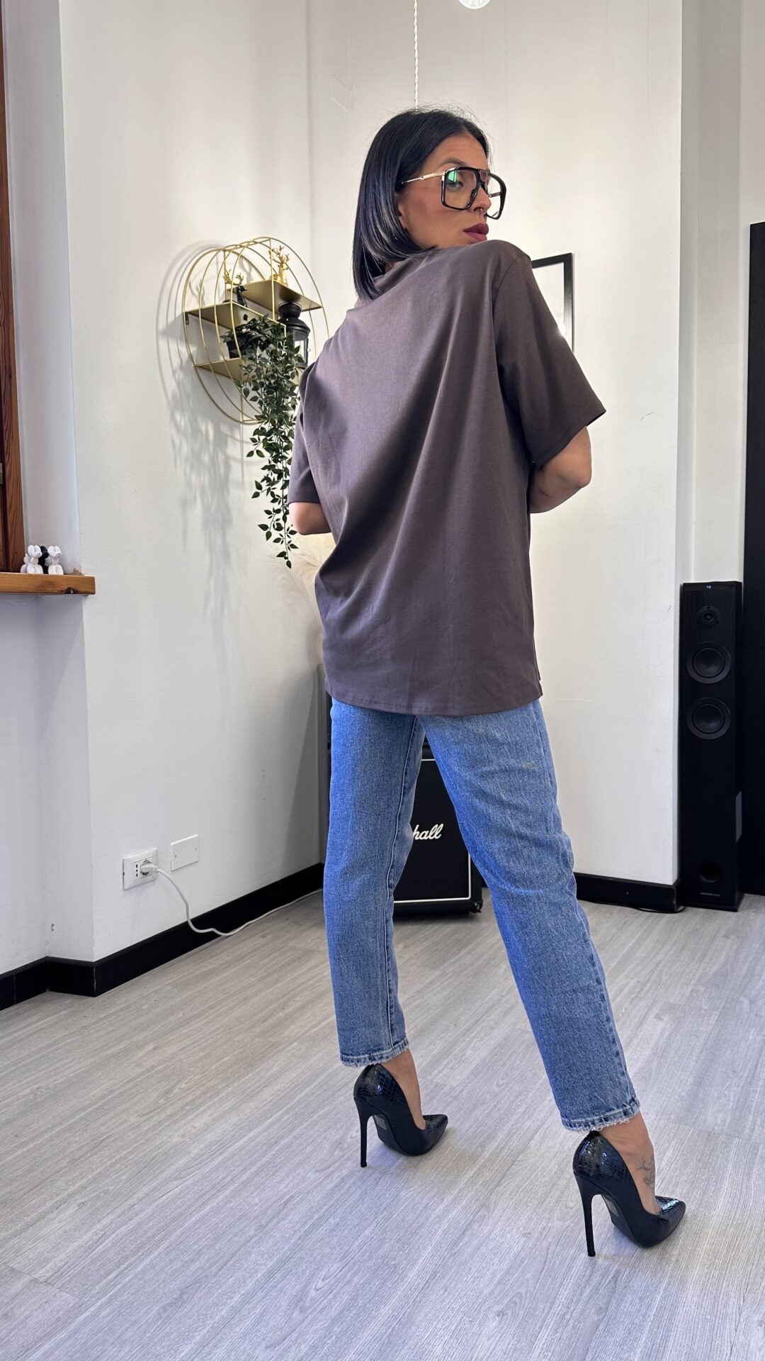 T-SHIRT MARRONE OVERSIZE
