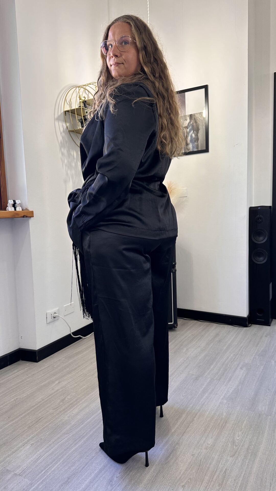 COORDINATO SATIN CON FRANGE NERO