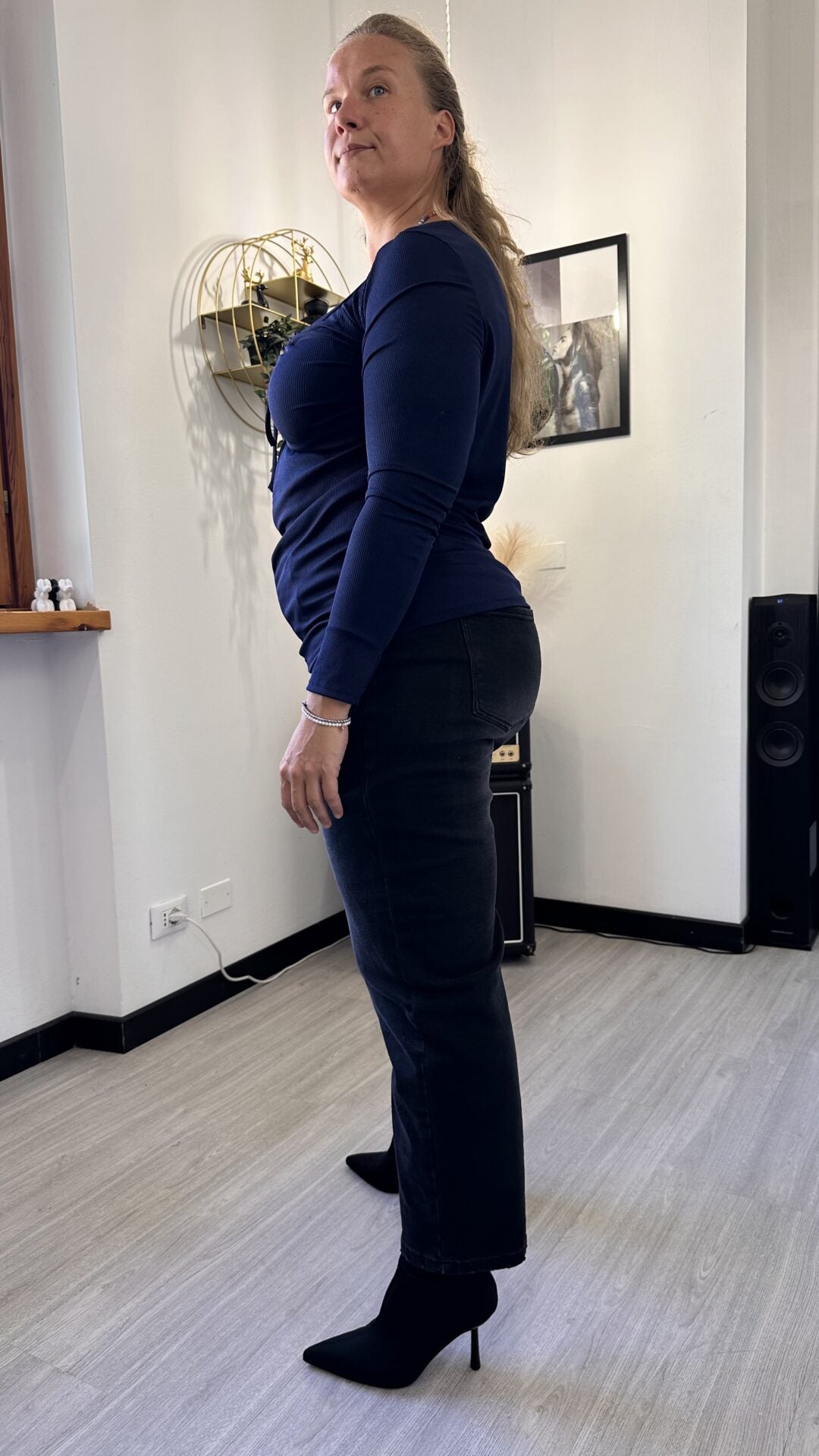 MAGLIETTA CON FIOCCO BLU