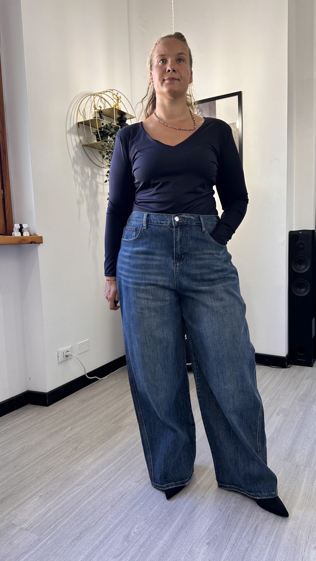 BODY CLASSICO SCOLLO A V BLU
