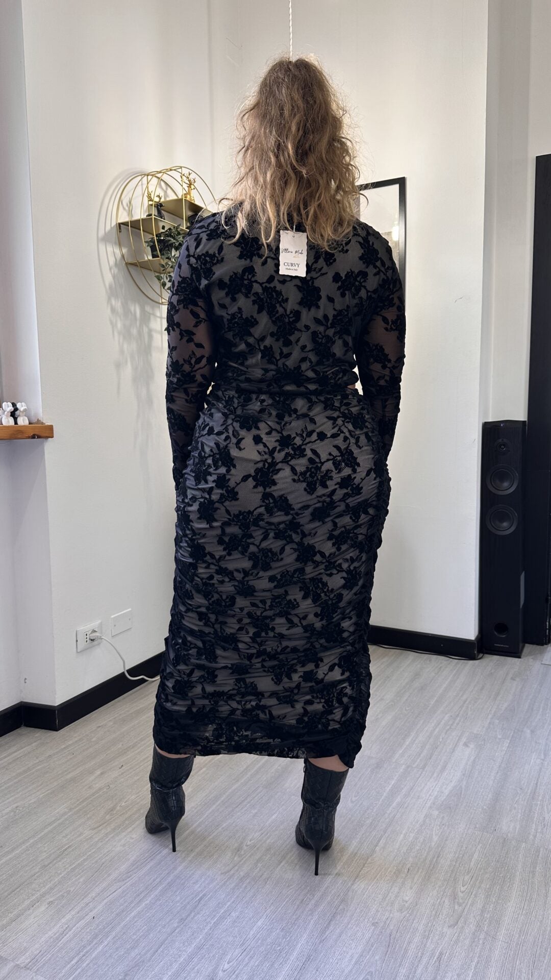 COORDINATO GLAM CON FIORI NERO