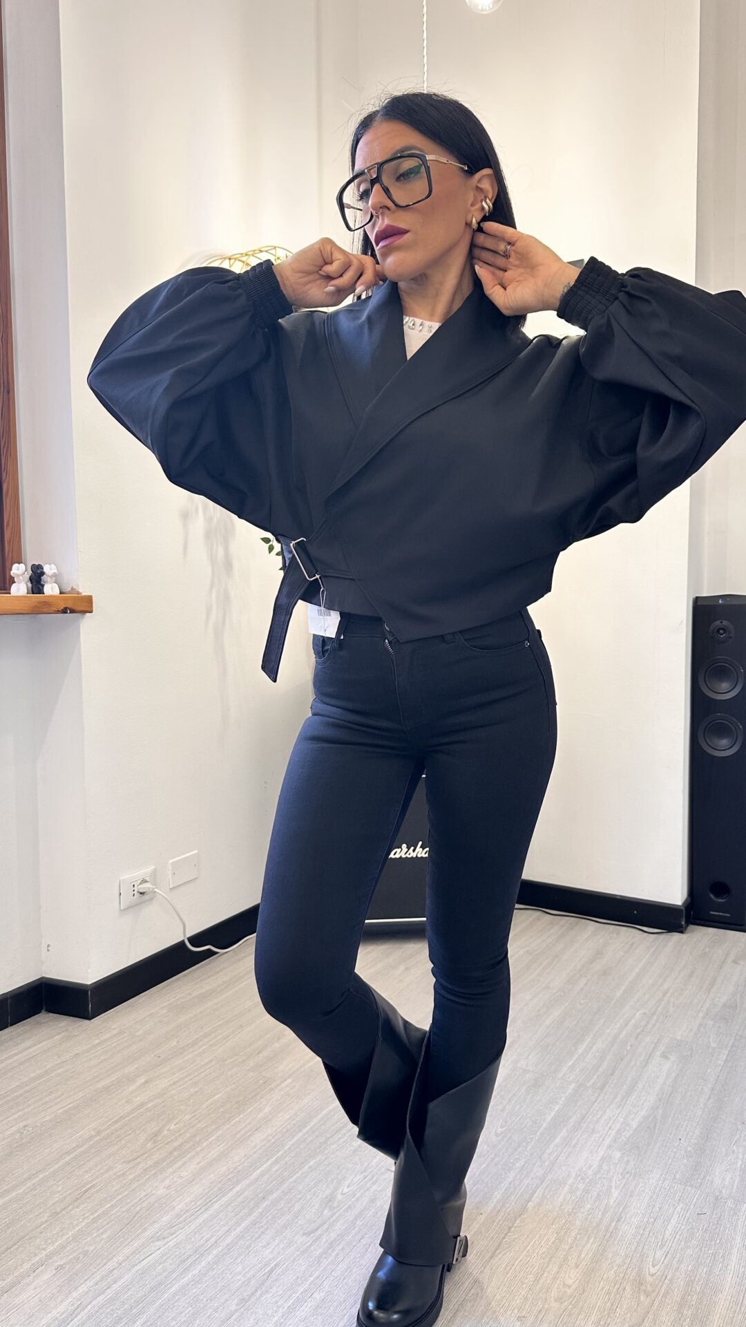 GIACCA CROP CHIUSURA CON CINTURA