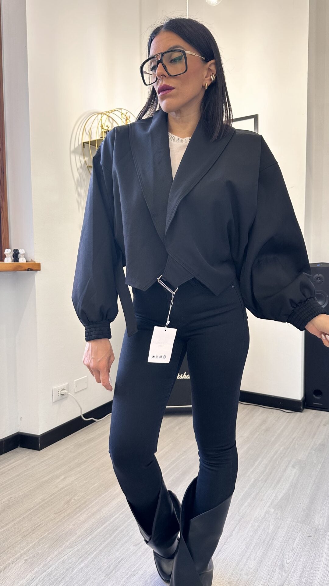 GIACCA CROP CHIUSURA CON CINTURA