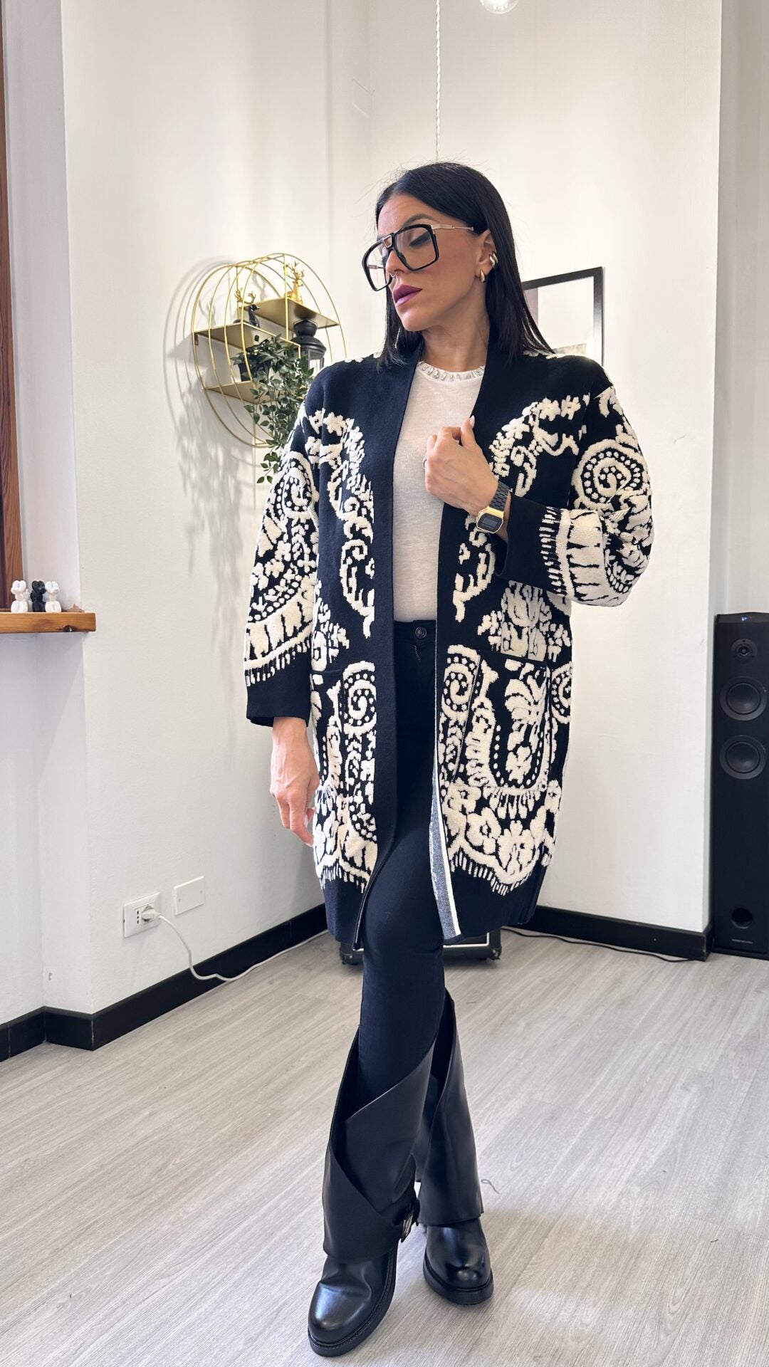 CARDIGAN CON RICAMI NERO