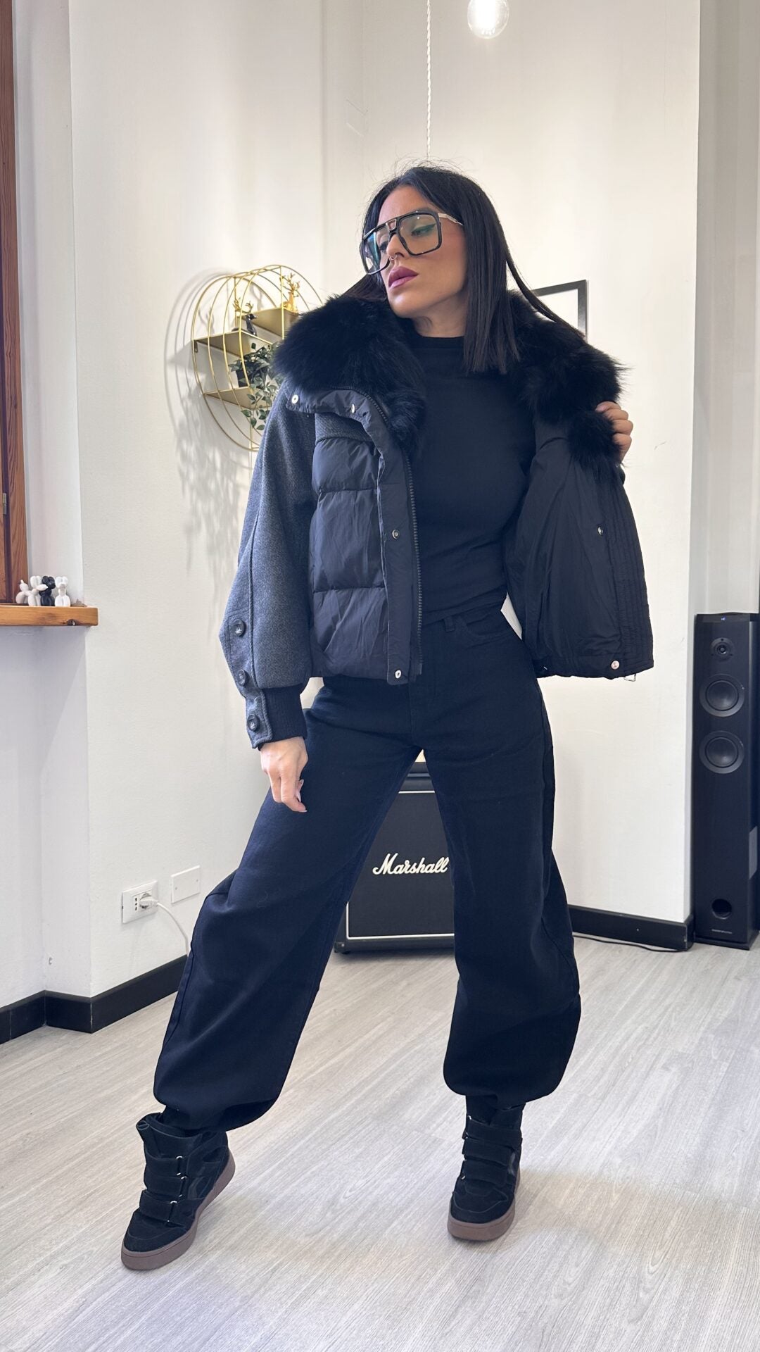 BOMBER CON PELO NERO