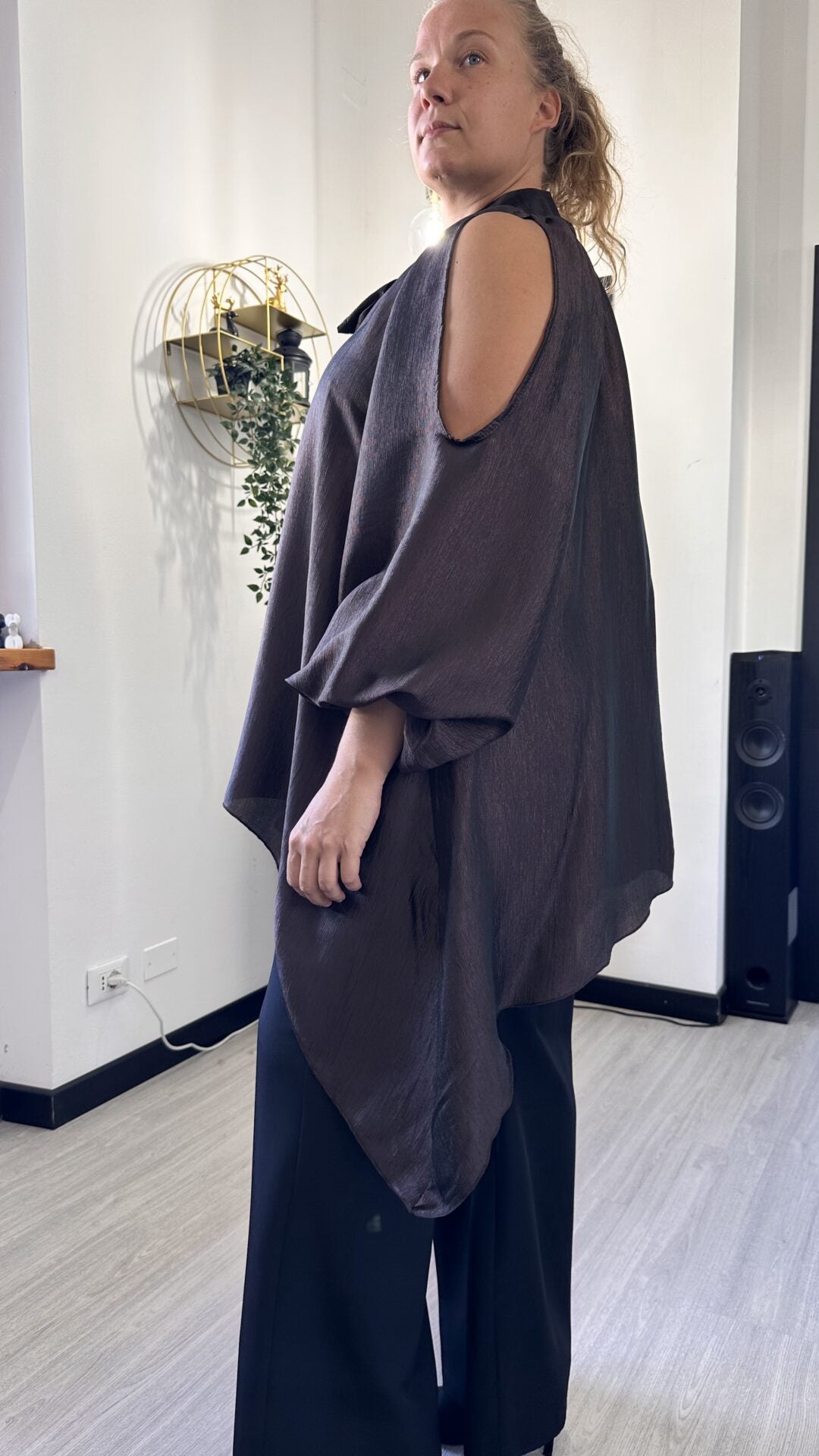 CAMICIONA CON FIOCCO SATIN MARRONE