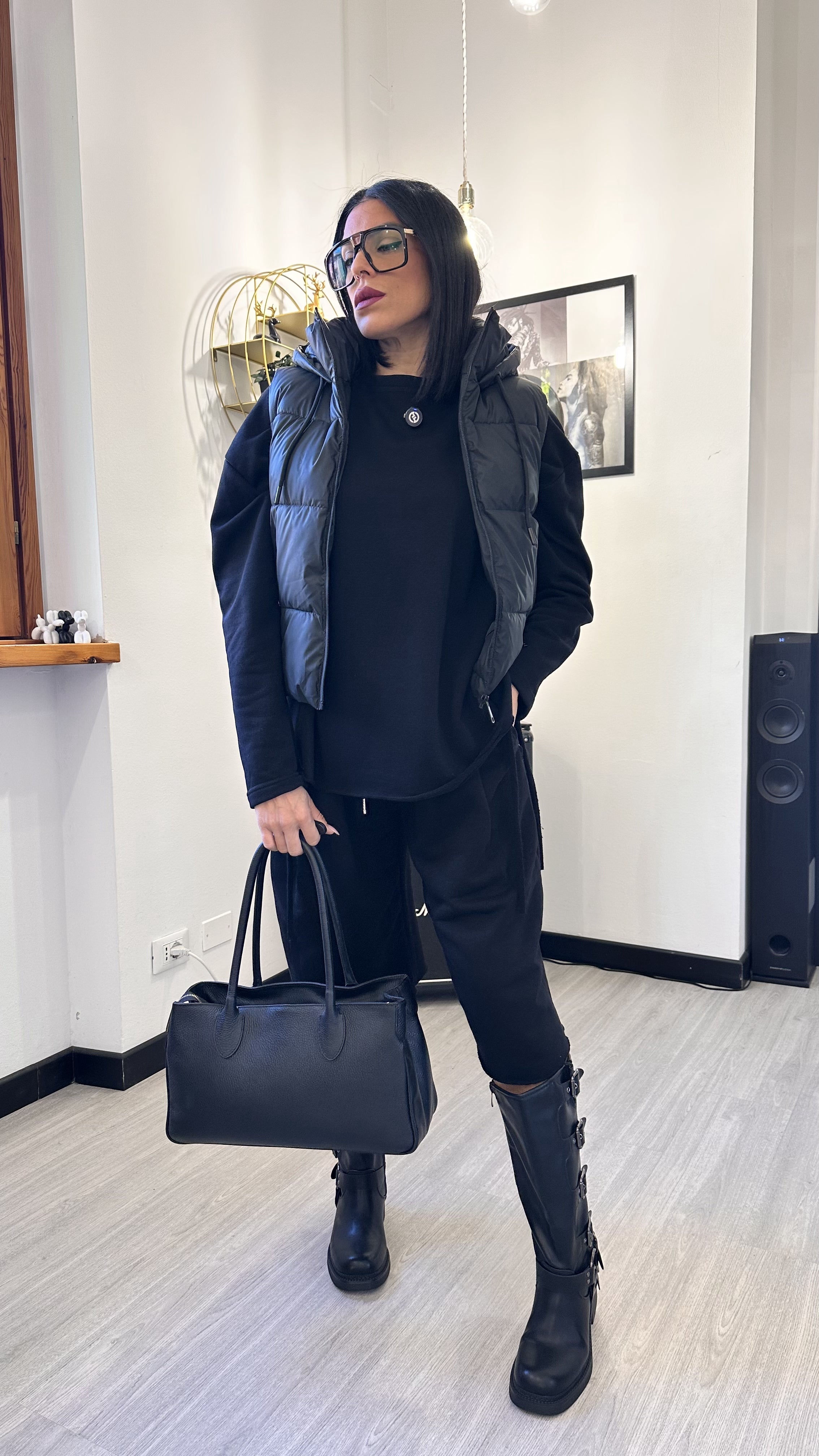 OUTFIT STREET PANTERONA TOTAL BLACK