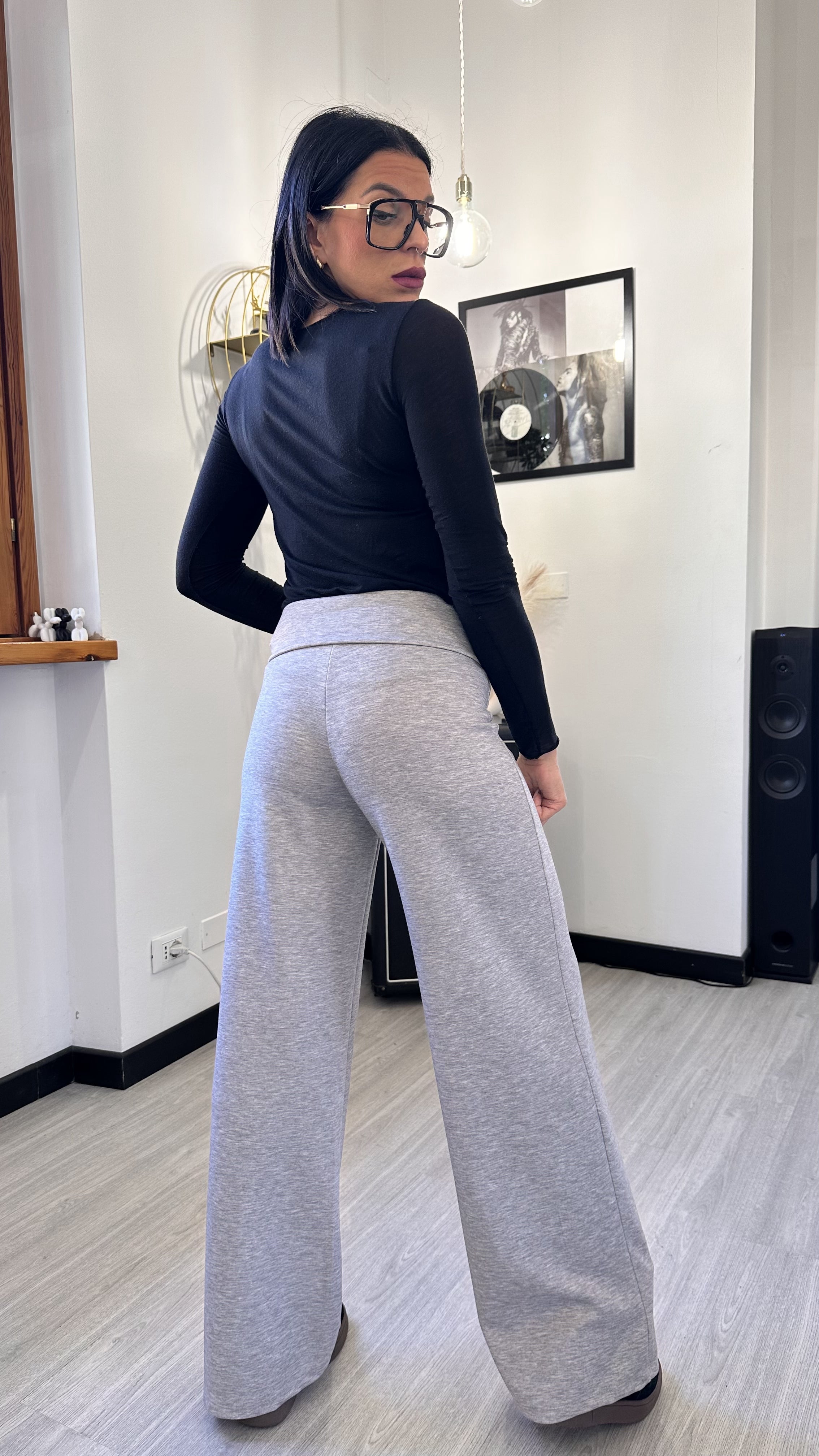 PANTALONE A PALAZZO CON RISVOLTO GRIGIO