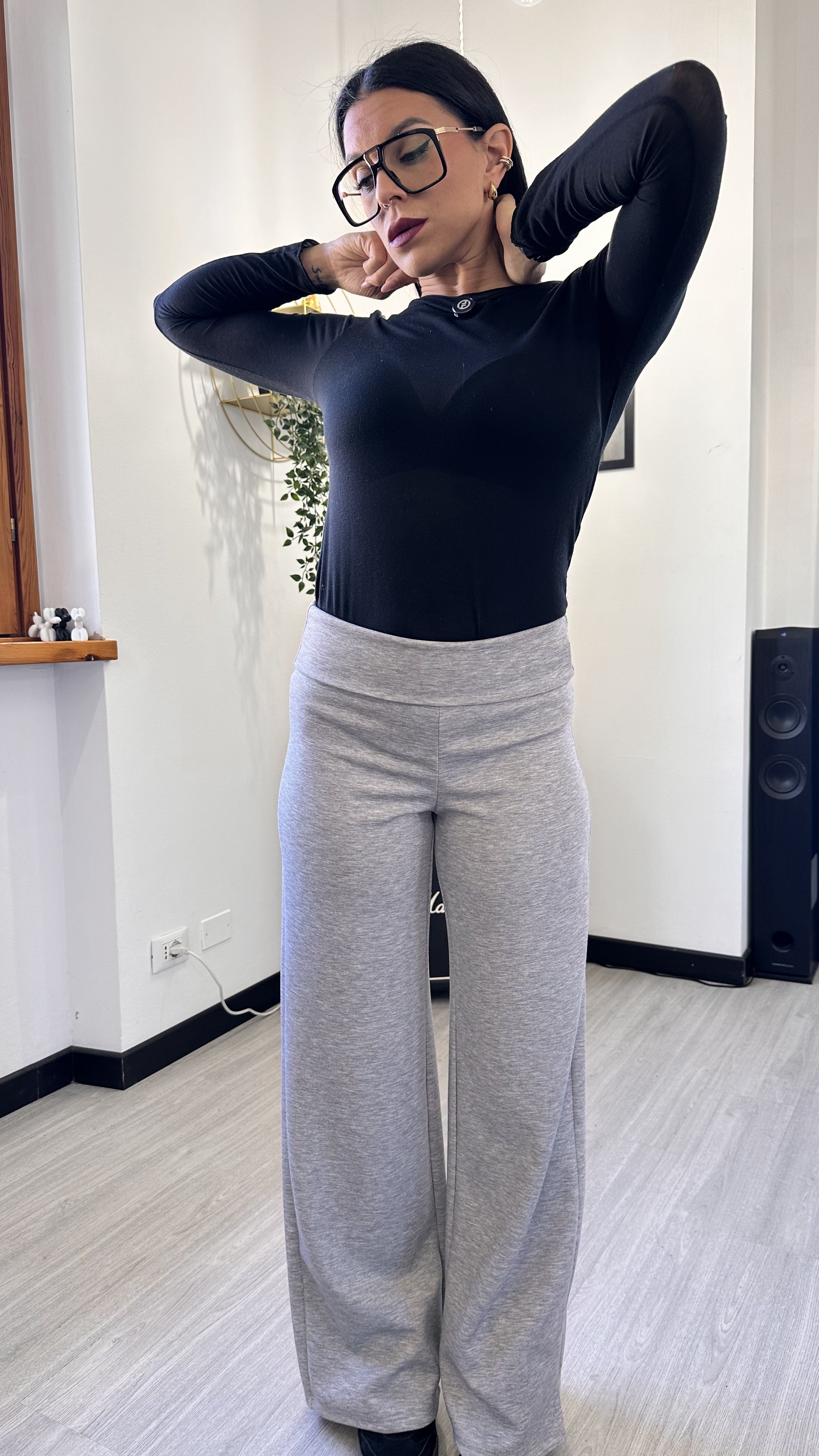 PANTALONE A PALAZZO CON RISVOLTO GRIGIO