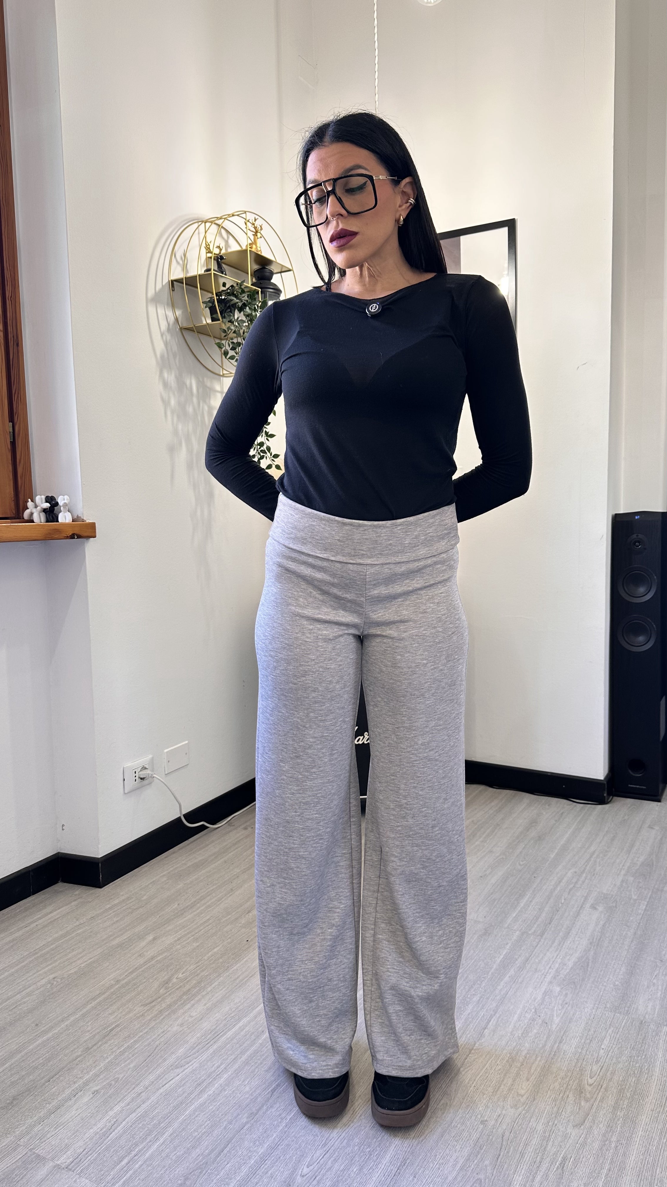 PANTALONE A PALAZZO CON RISVOLTO GRIGIO