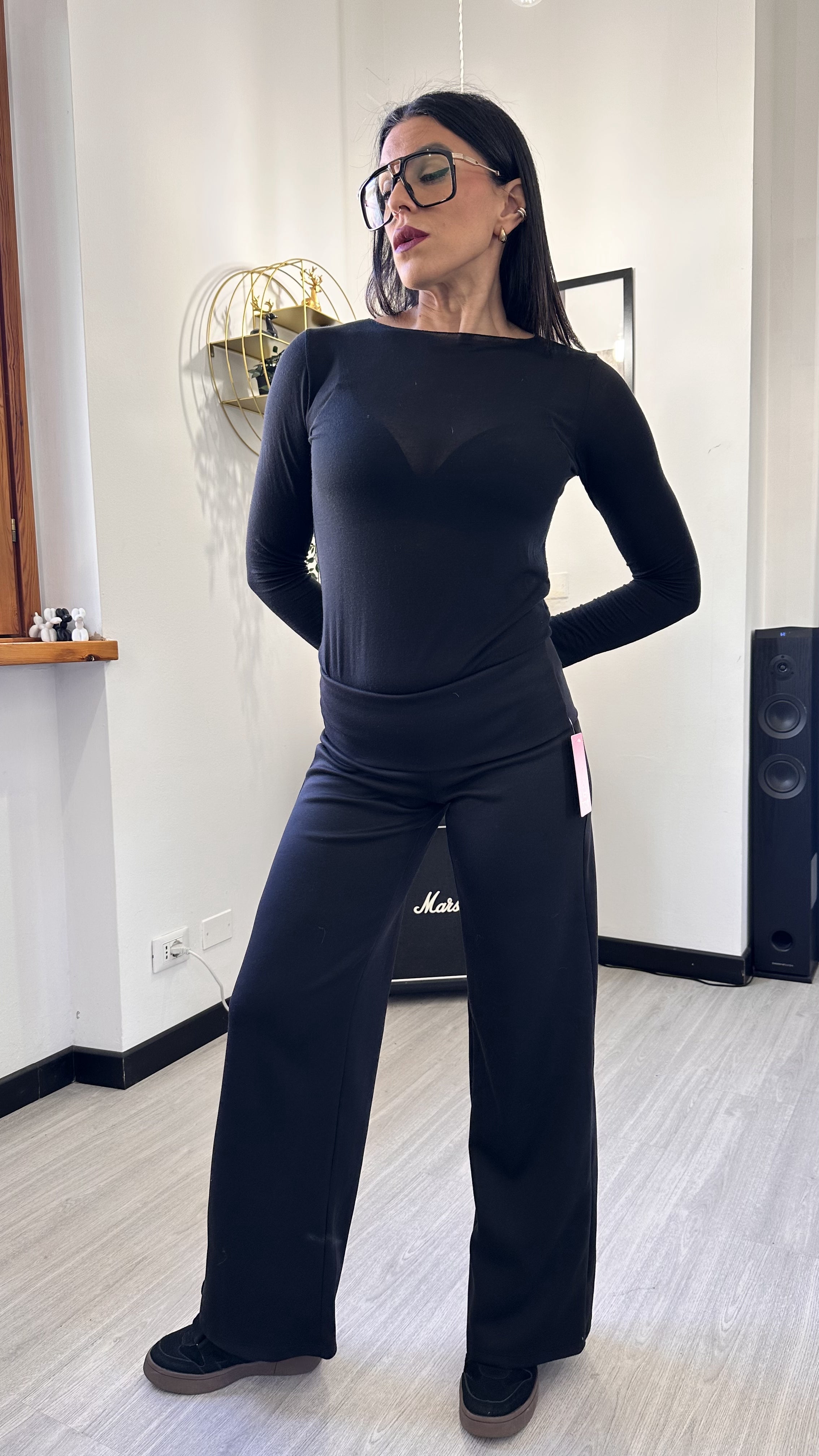 PANTALONE A PALAZZO CON RISVOLTO NERO