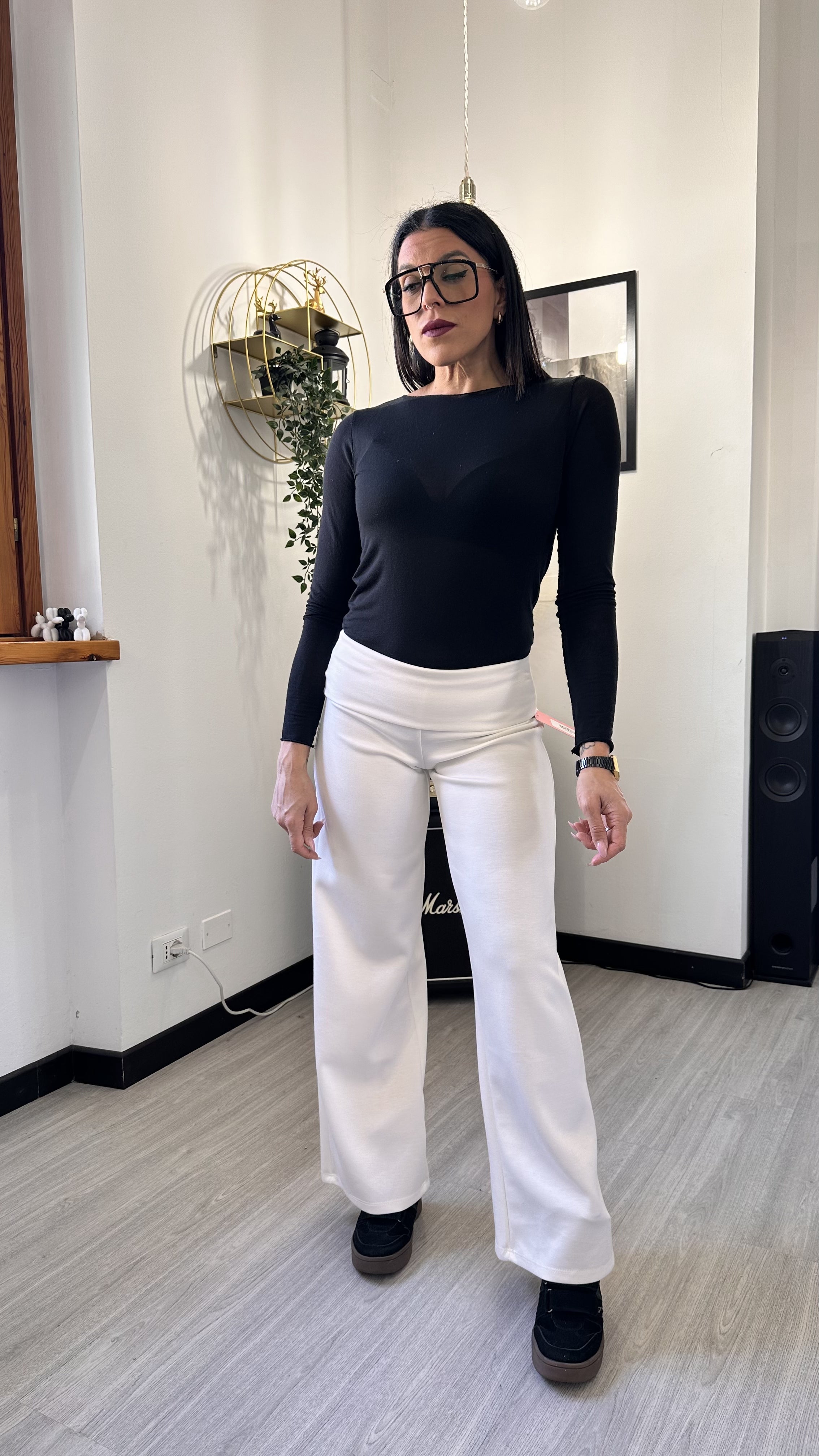 PANTALONE A PALAZZO CON RISVOLTO BIANCO