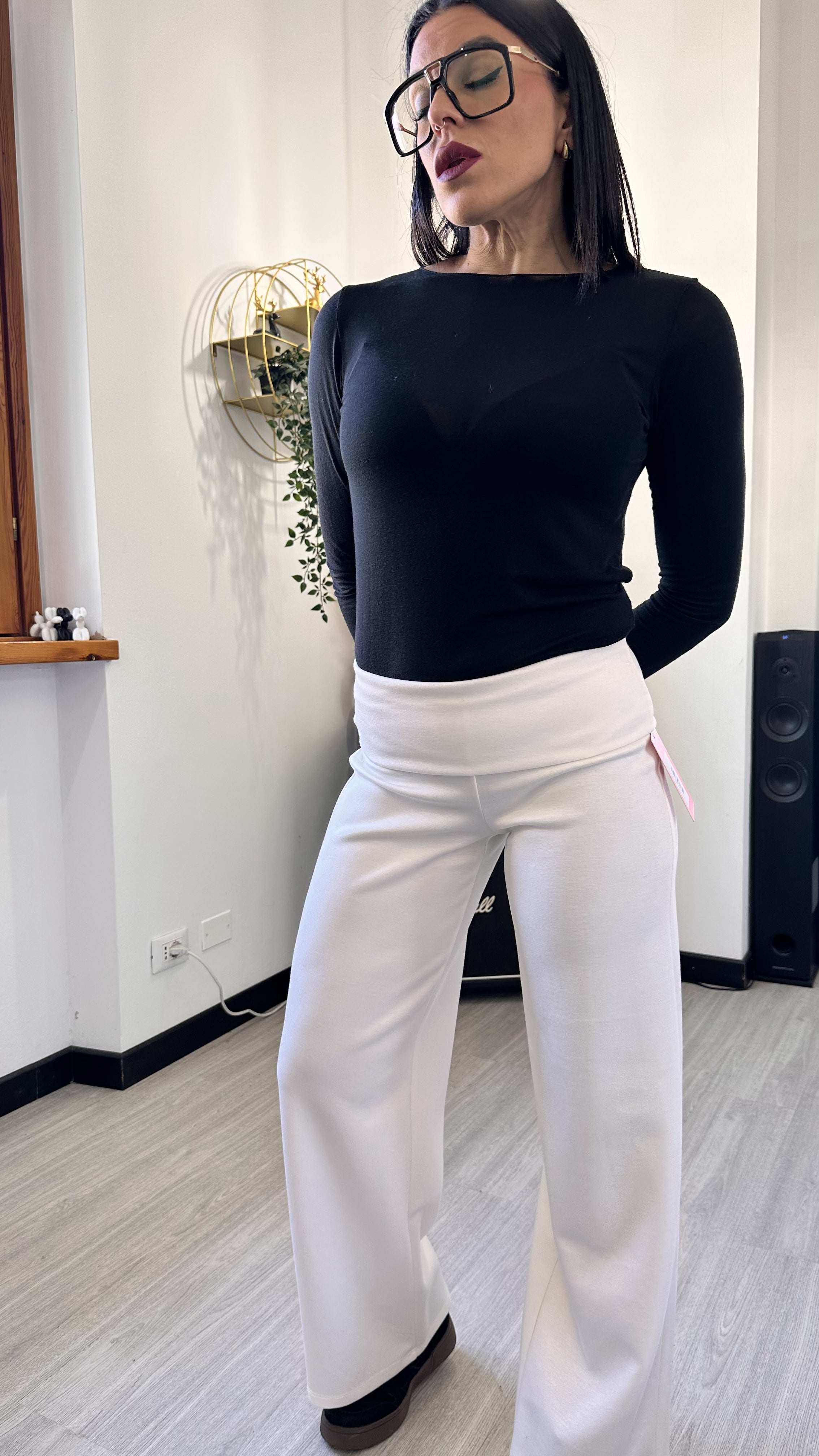 PANTALONE A PALAZZO CON RISVOLTO BIANCO