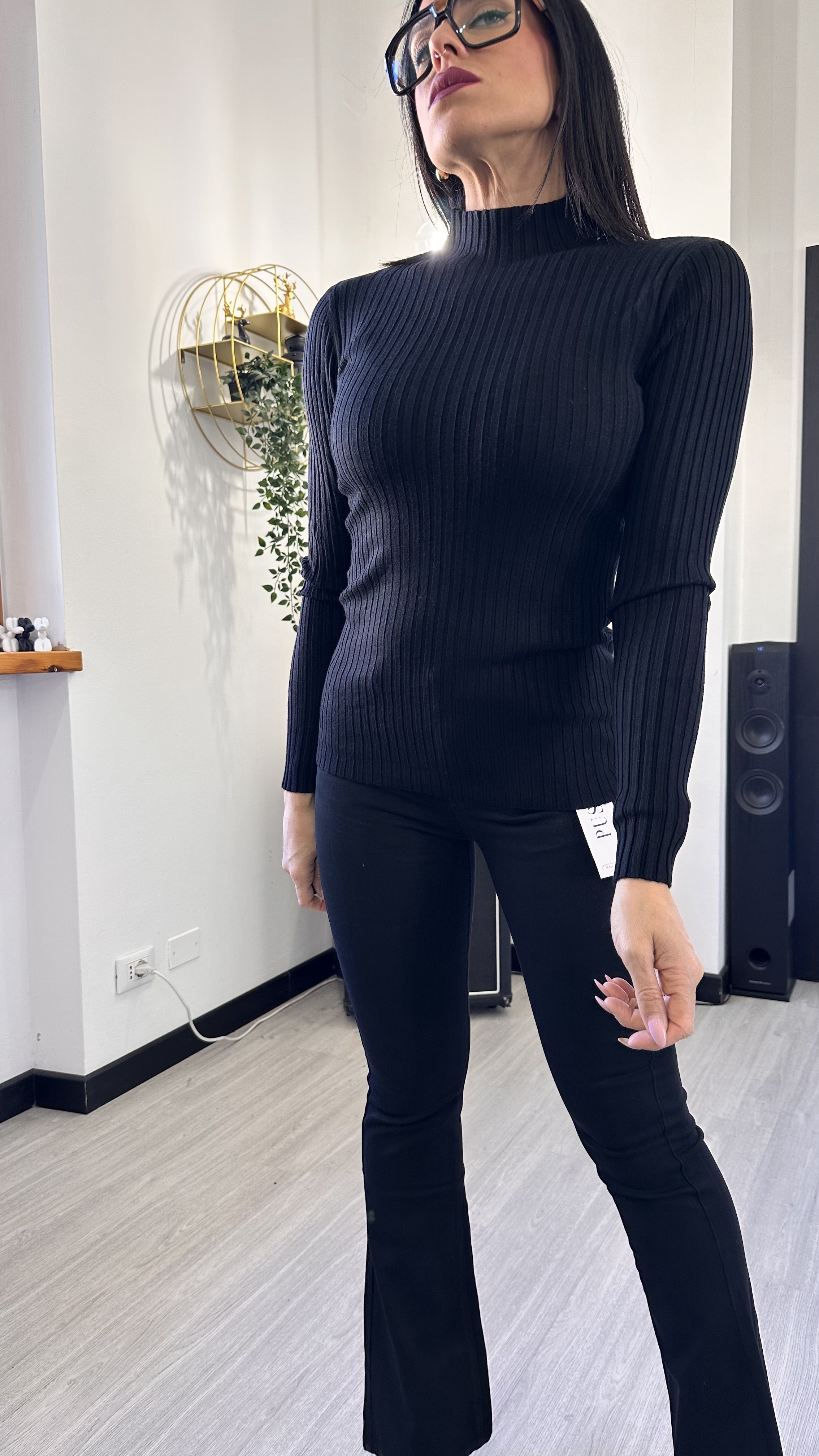 MAGLIA CANETTATA NERA