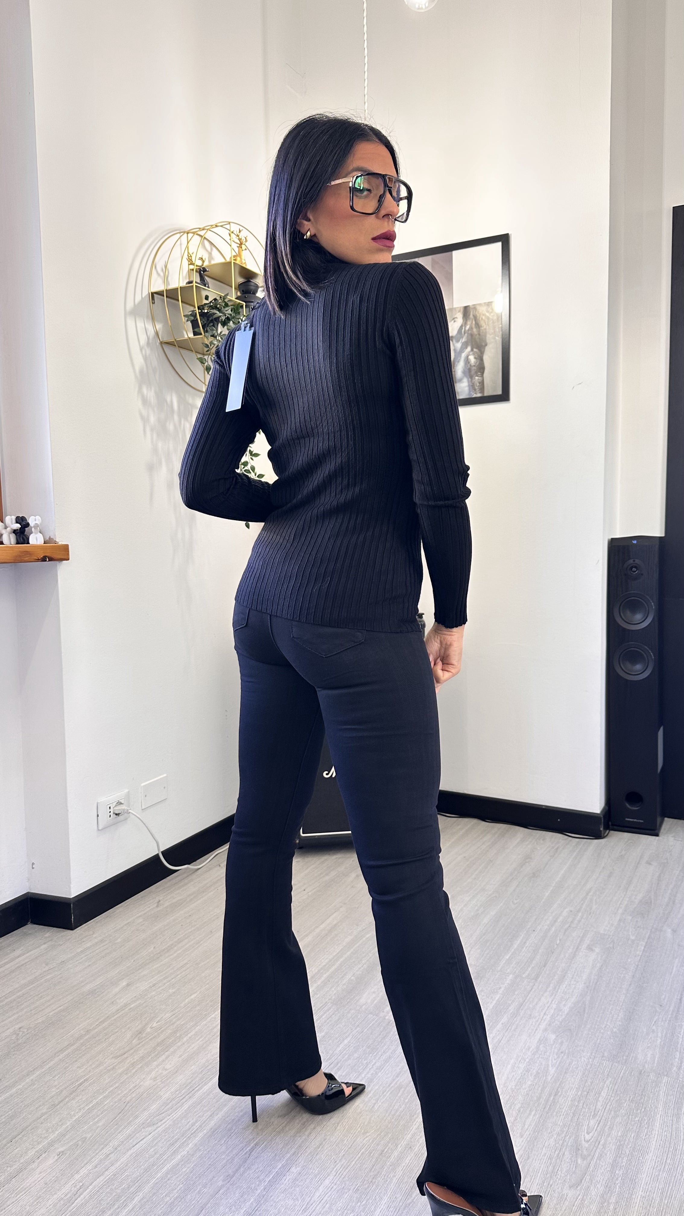 MAGLIA CANETTATA NERA