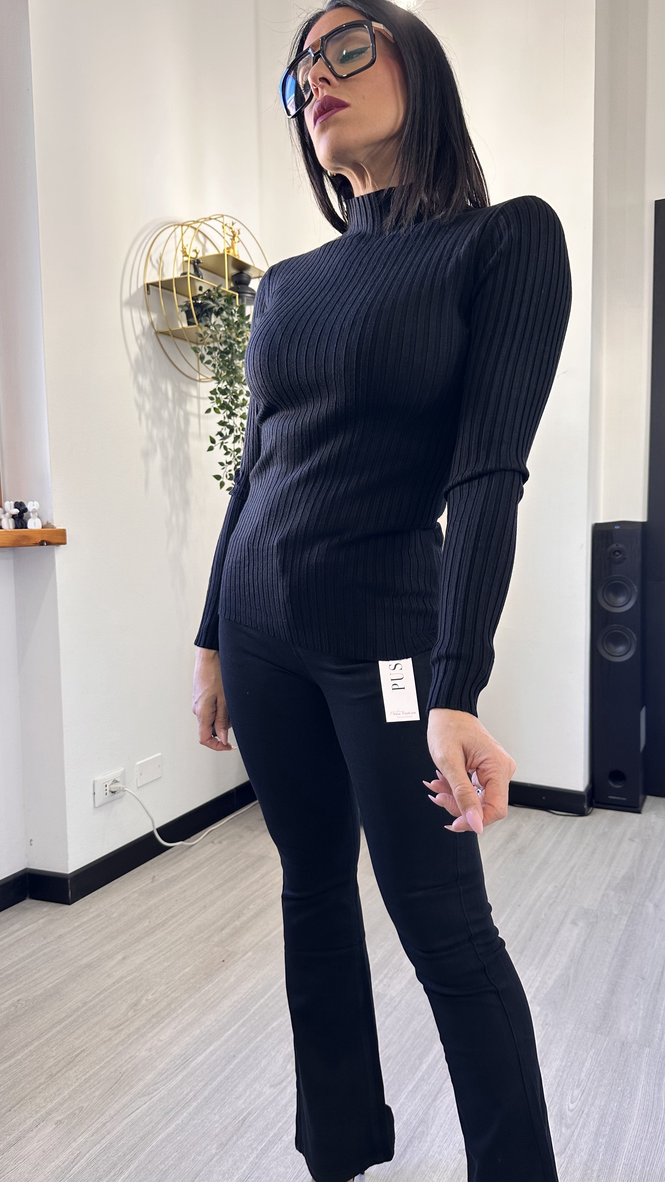 MAGLIA CANETTATA NERA
