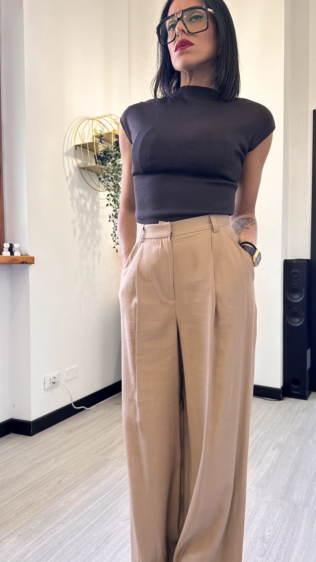 PANTALONE A PALAZZO CON PINCES (M)