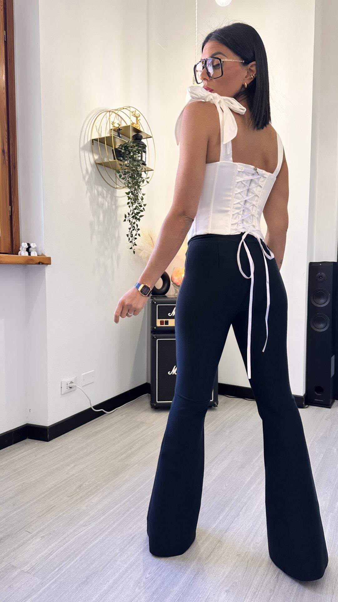 CORSETTO SATIN CON FIOCCO BIANCO