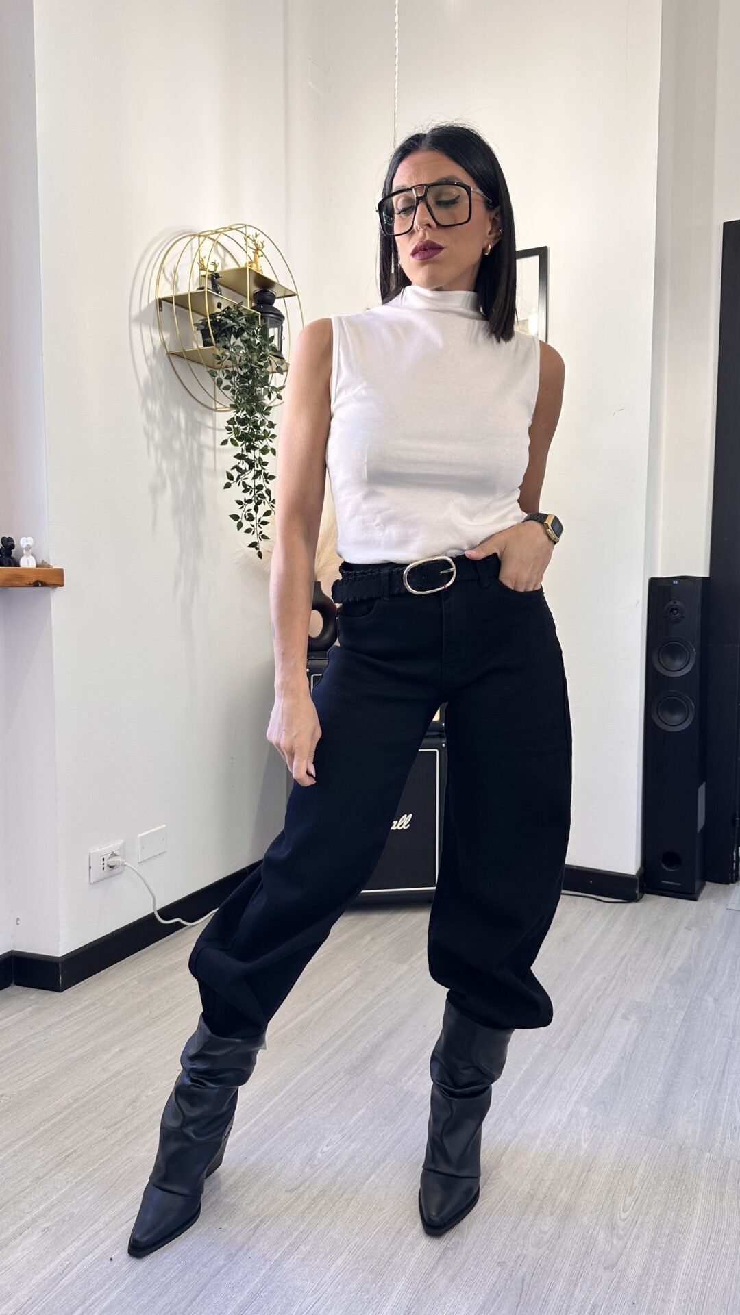 OUTFIT DELLA MADONNA