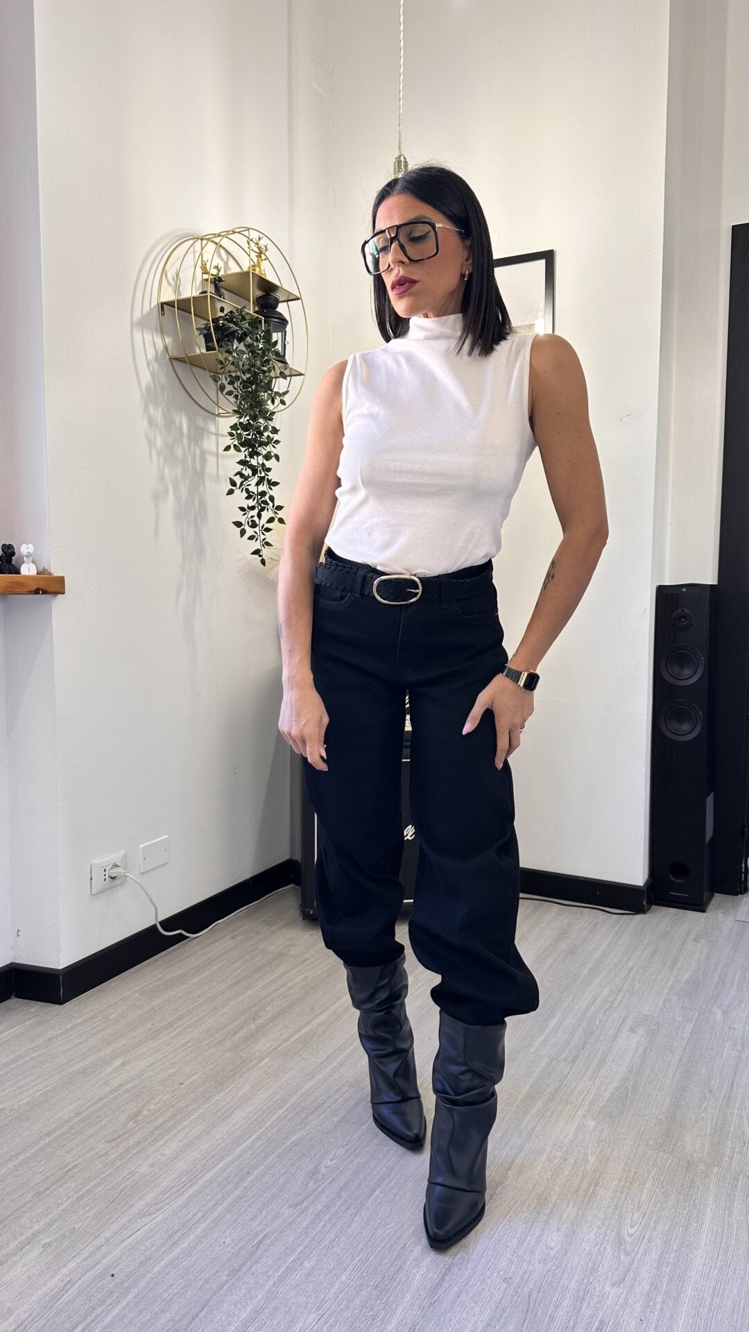 OUTFIT DELLA MADONNA